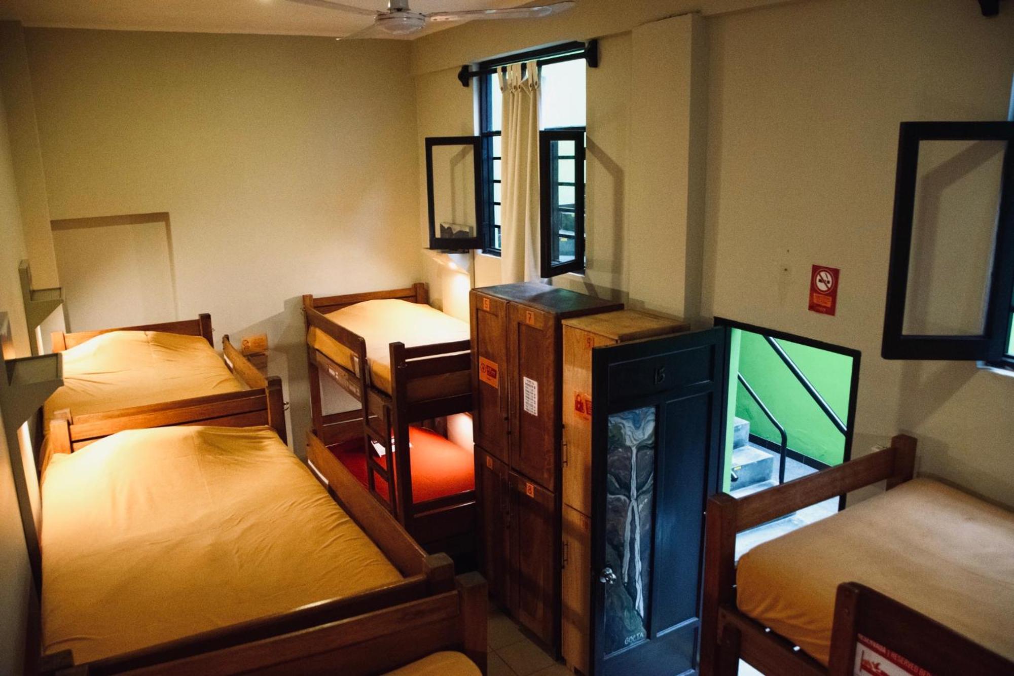 Pariwana Hostel Lima (Adults Only) ภายนอก รูปภาพ