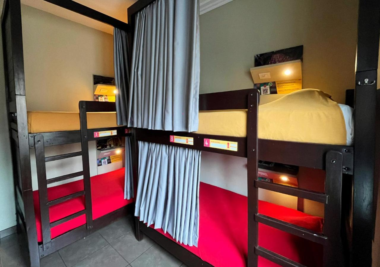 Pariwana Hostel Lima (Adults Only) ภายนอก รูปภาพ