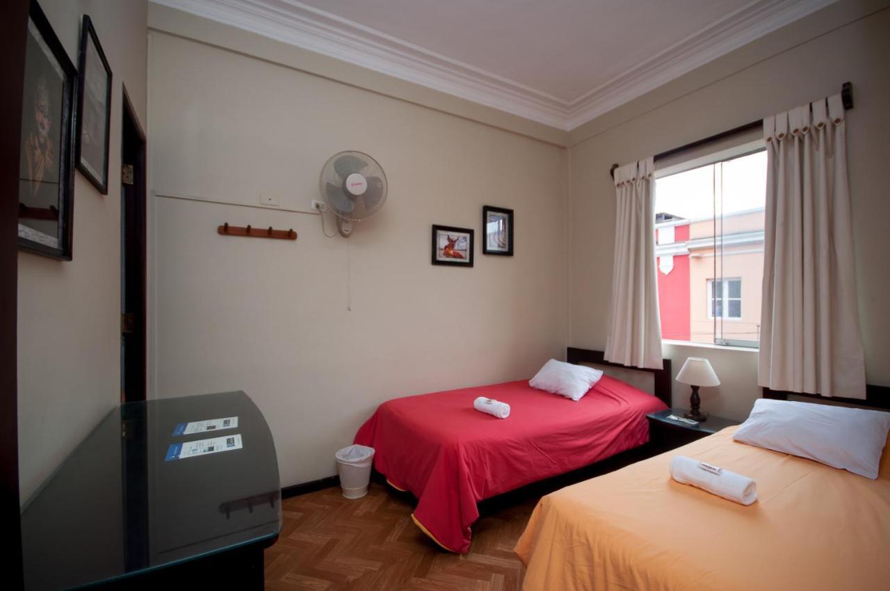 Pariwana Hostel Lima (Adults Only) ภายนอก รูปภาพ