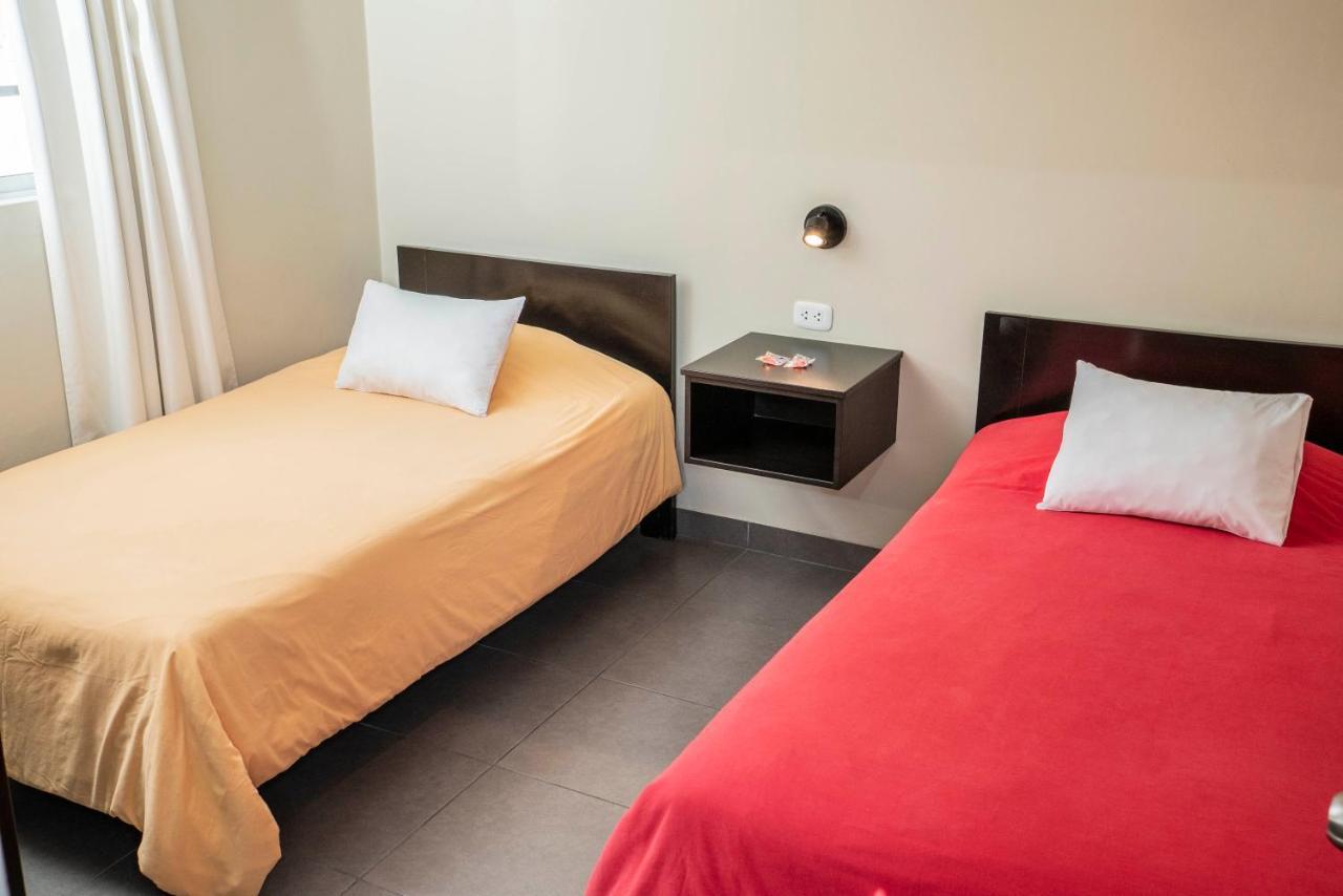 Pariwana Hostel Lima (Adults Only) ภายนอก รูปภาพ